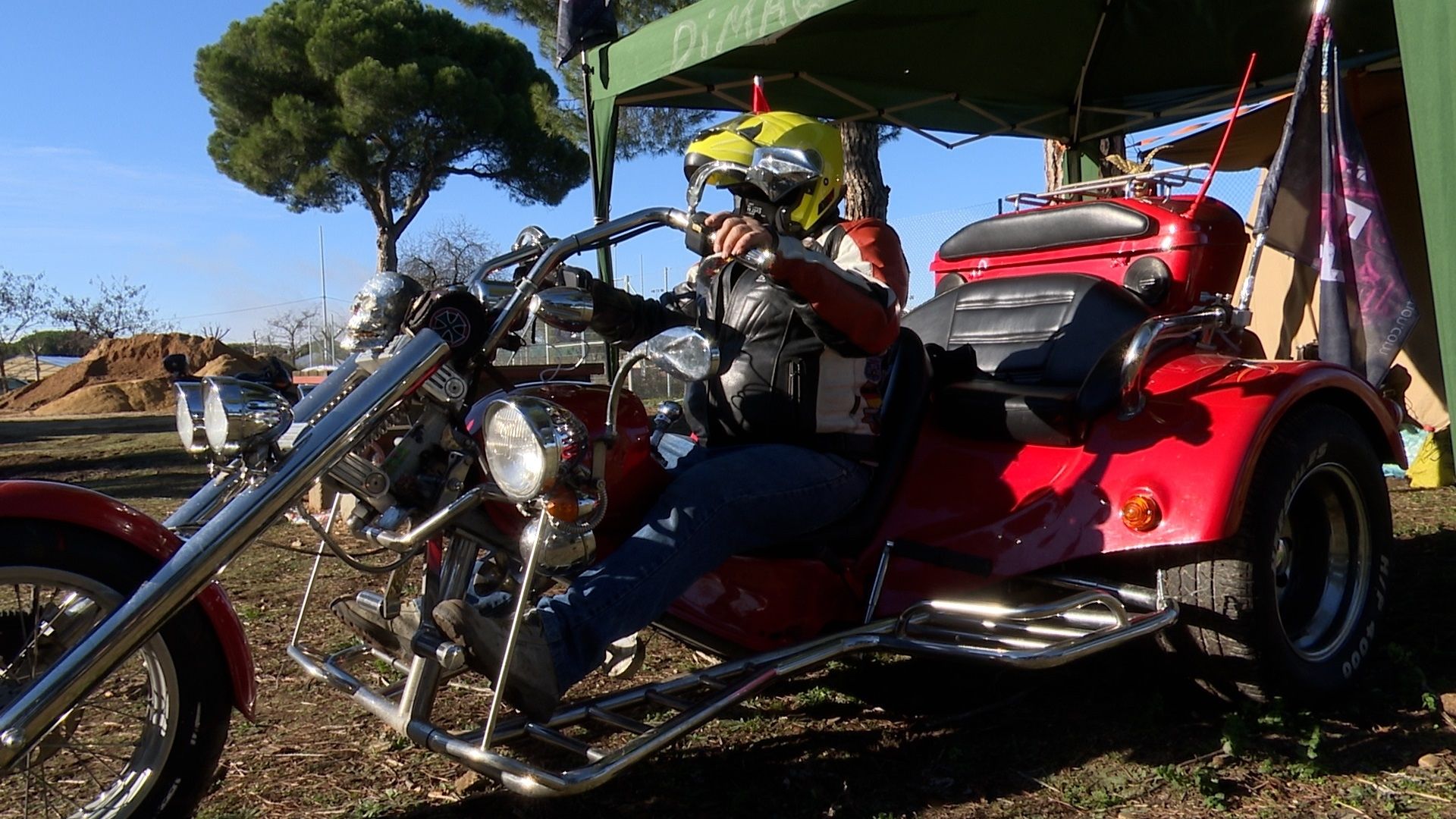 José Miguel Dilla 'El Abuelo', primer motero en llegar a Pingüinos: "Es una terapia"