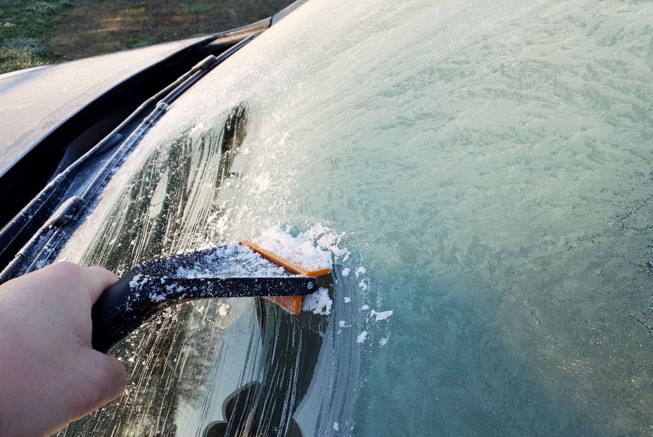 Trucos para que el coche no sufra las inclemencias del frío