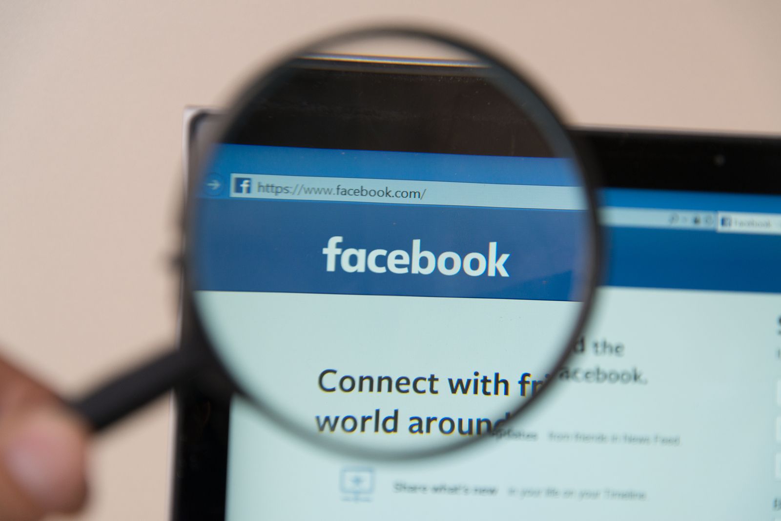 Facebook instala una opción en sus aplicaciones para no recibir publicidad personalizada 