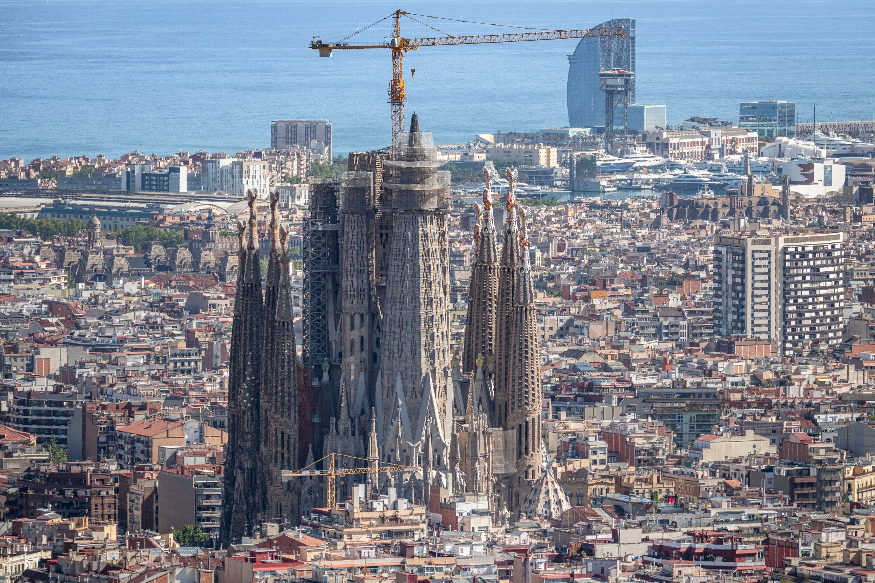 La Sagrada Familia prevé acabar en 2022 las torres de los evangelistas Lucas y Marcos