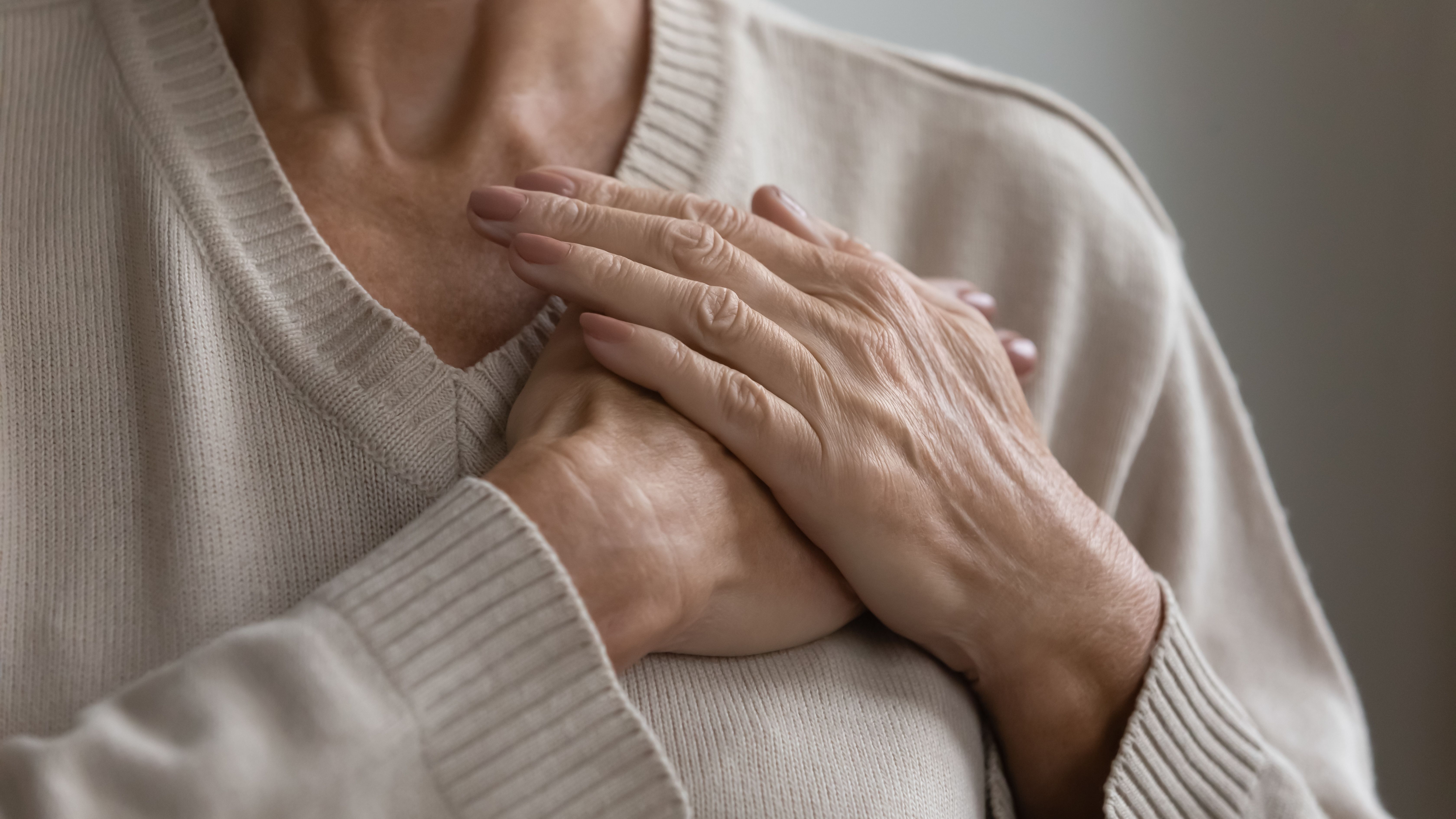 Identifican factores asociados a un mayor riesgo de deterioro de la salud física en mujeres. Foto: Bigstock