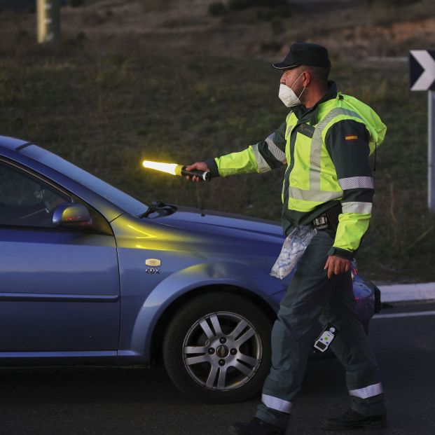 Guardia civil control tráfico