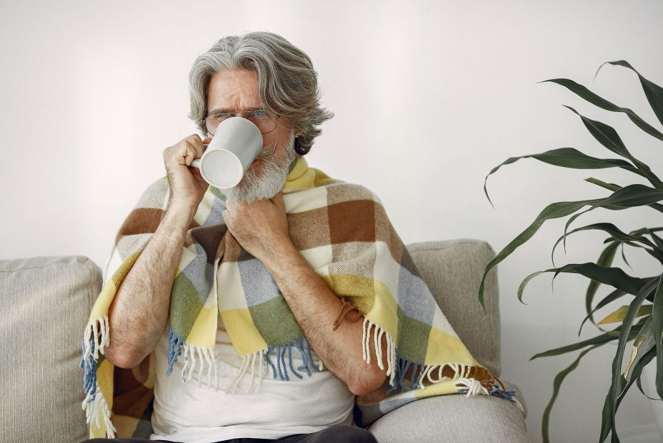 Consejos de Sanidad contra el frío: respirar por la nariz y vestir varias capas finas de ropa Consejos de Sanidad contra el frío: respirar por la nariz y vestir varias capas finas de ropa