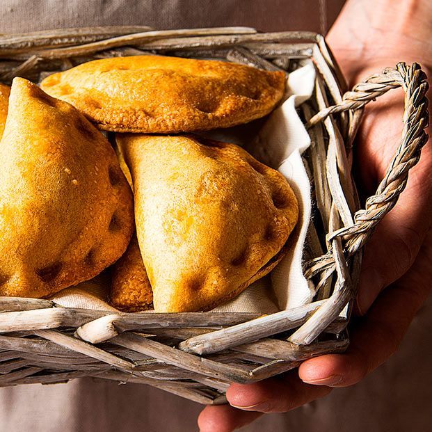 Prueba estas empanadas de patata de Yecla, y nunca volverás a hacerlas como antes. Foto: Bigstock