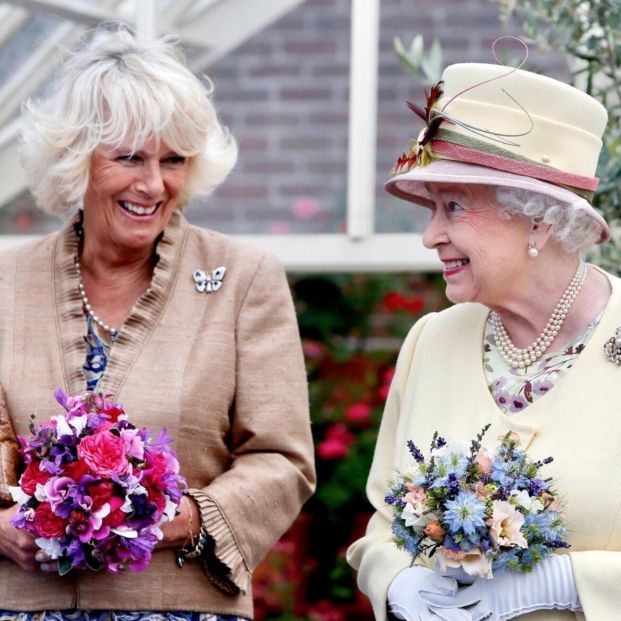 Isabel II expresa su deseo de que Camilla sea reina consorte