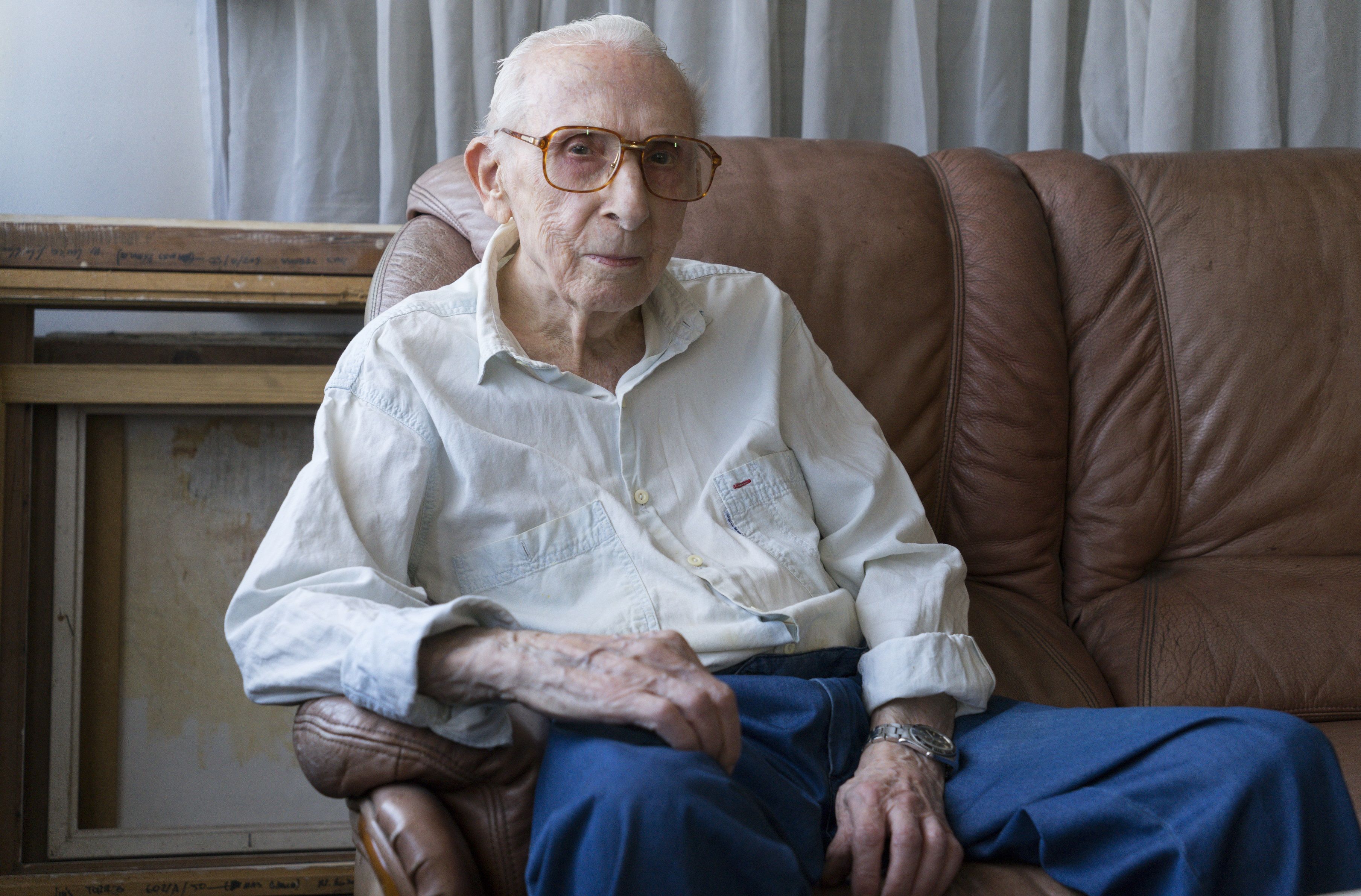 Luis Torras, el pintor más longevo del mundo es español y tiene 109 años