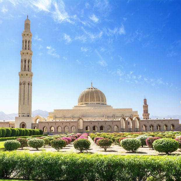 La Gran Mezquita de Mascate, la capital de Omán