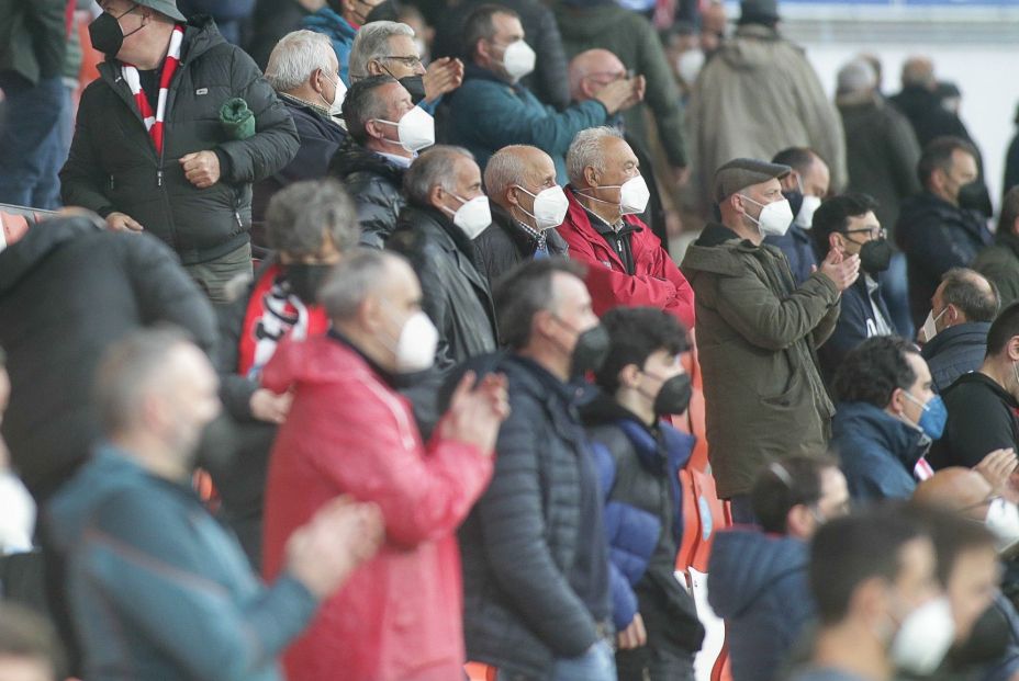 Vuelta a la 'normalidad' en los estadios: aforos al 100%, pero con mascarilla Vuelta a la 'normalidad' en los estadios: aforos al 100%, pero con mascarilla