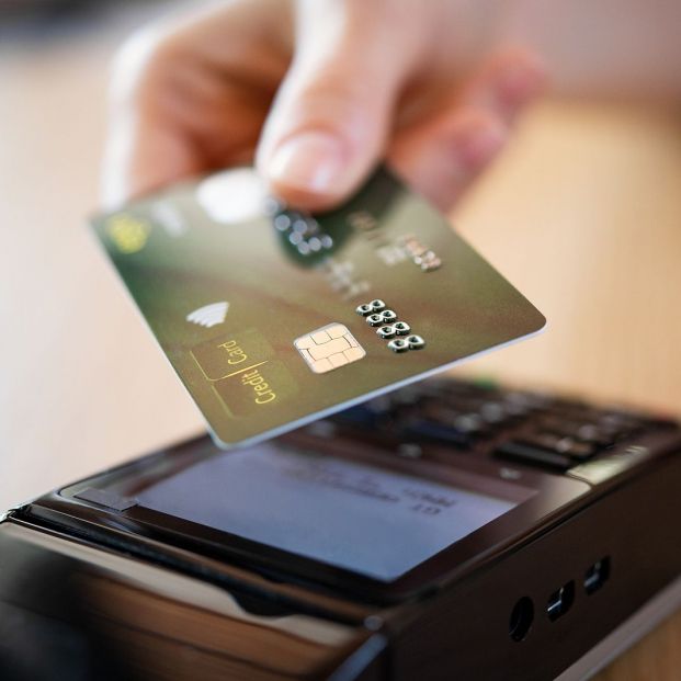 Las tarjetas de crédito diferido pueden alcanzar un interés de hasta el 20% TAE