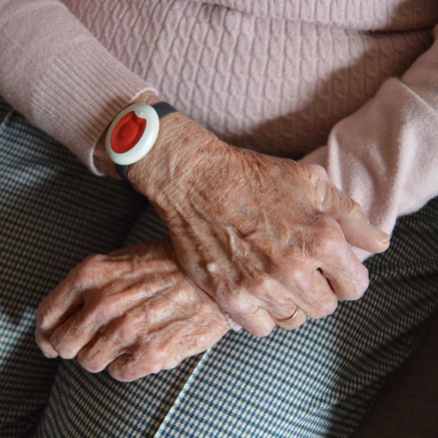 Asturias ofrecerá teleasistencia 4.0 a personas mayores de 65 años que vivan solas. Foto: Europa Press