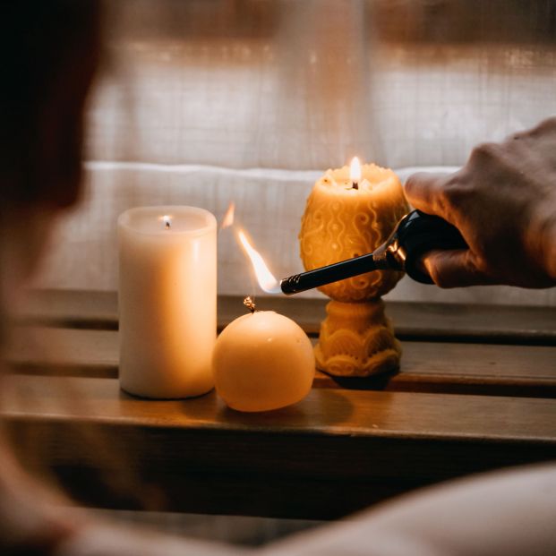 Trucos para arreglar una vela hundida y que dure más. Foto: Bigstock