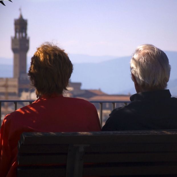 Florencia recauda fondos para ayudar a mayores con problemas a pagar sus recibos