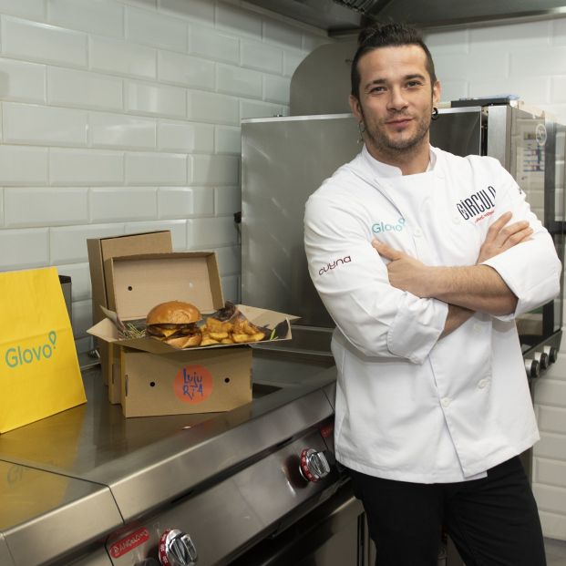 El chef Carlos Maldonado, ganador de estrella Michelin, desembarca en Madrid con su 'delivery'