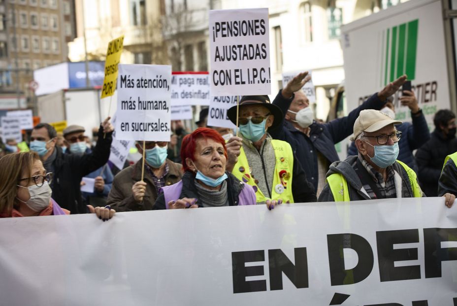 Consecuencias del conflicto de Ucrania en las pensiones: los precios agujerean aún más su bolsillo. Foto:EuropaPress 