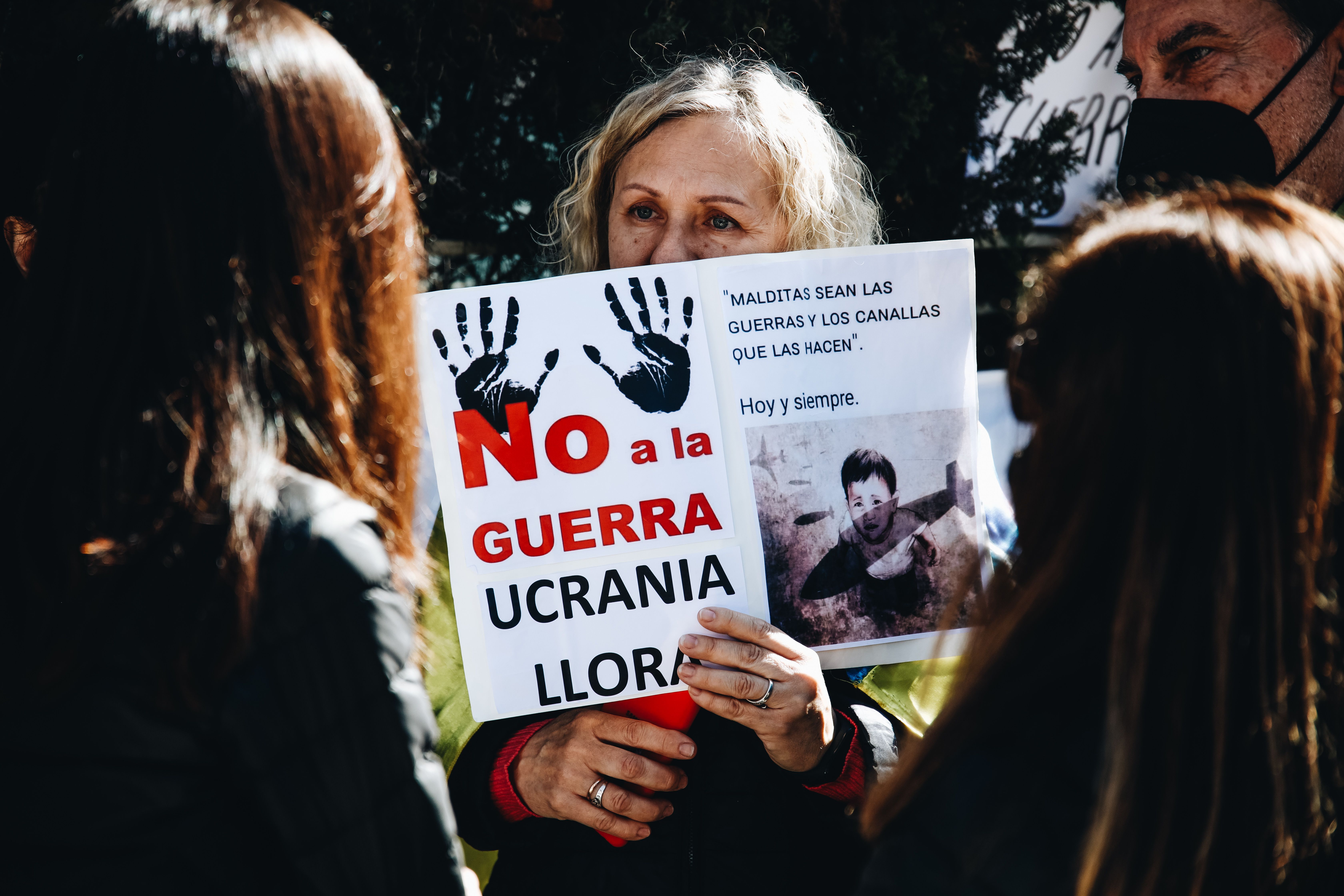 Los mayores españoles, con la moral hundida: 2 años de Covid y ahora vuelve el fantasma de la guerra