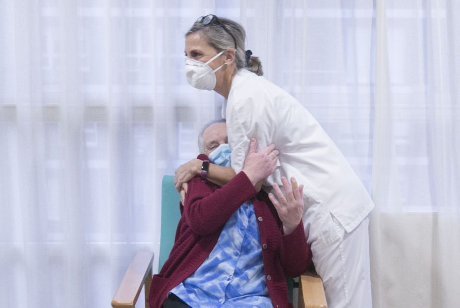 Alarmante falta de enfermeras en las residencias de mayores por sus "pésimas condiciones laborales"