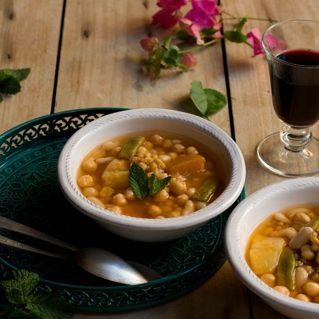 Guiso de trigo murciano, una receta vegana completa y saludable para no echar de menos la carne. Foto: Murcia turística