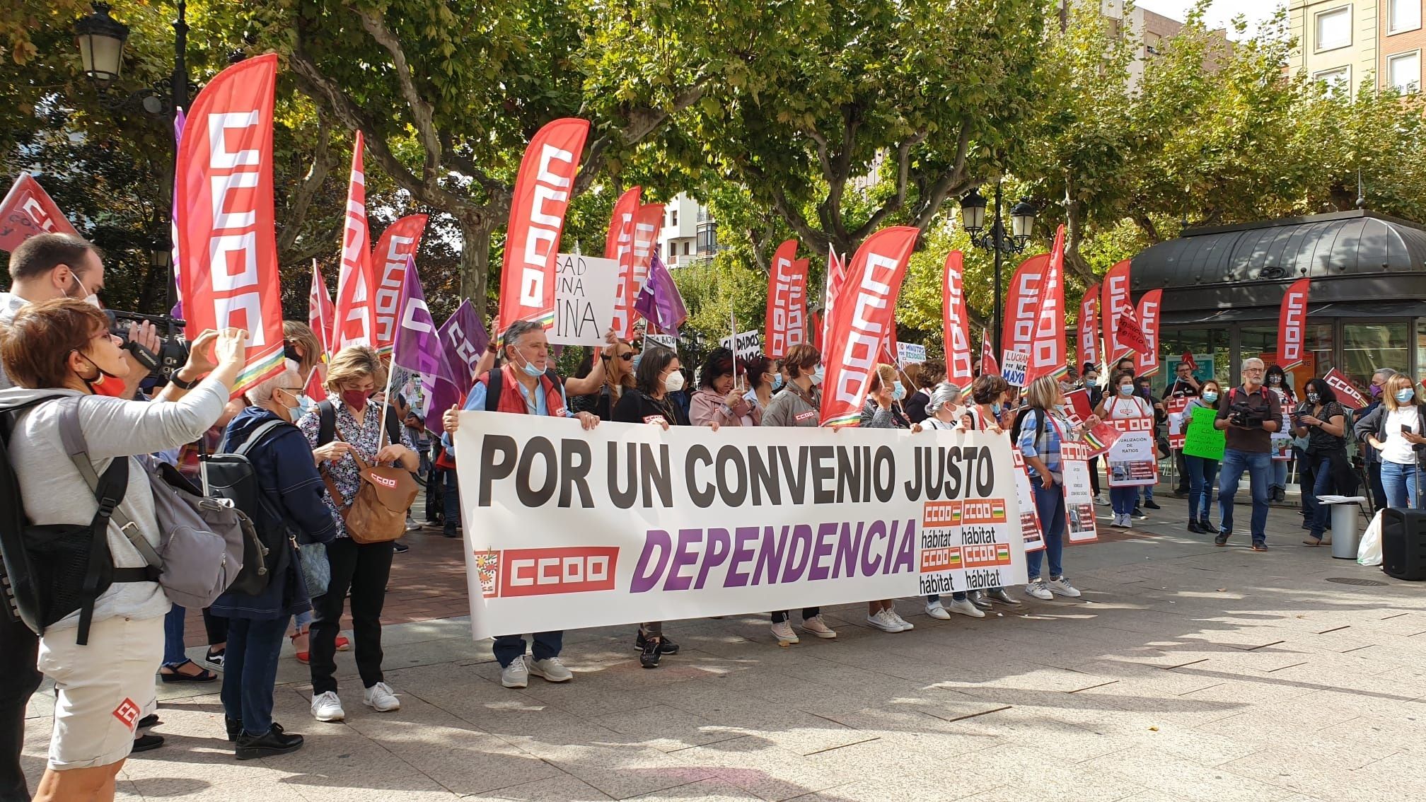 Las trabajadoras de la dependencia volverán a la calle para reclamar una mejora salarial