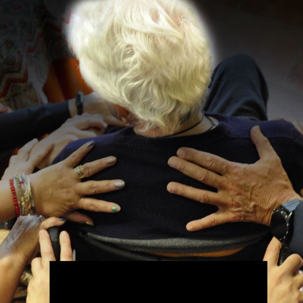 Anular la capacidad de decisión y usurpar la dignidad, común en la mayoría de maltratos a mayores Anular la capacidad de decisión y usurpar la dignidad, común en la mayoría de maltratos a mayores