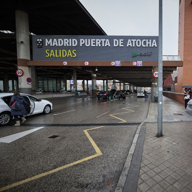 El Gobierno pondrá el nombre de Almudena Grandes a la estación de Atocha de Madrid