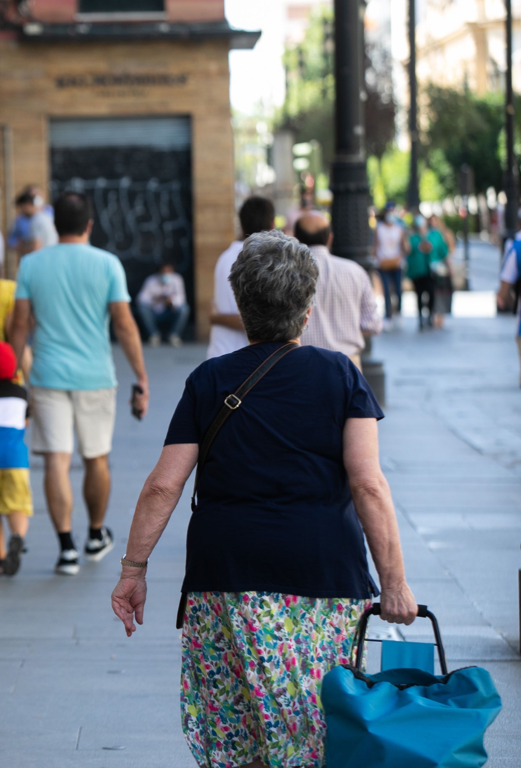 Las pensiones de las mujeres en 2021 han sido un 21,5% inferiores a las de los hombres