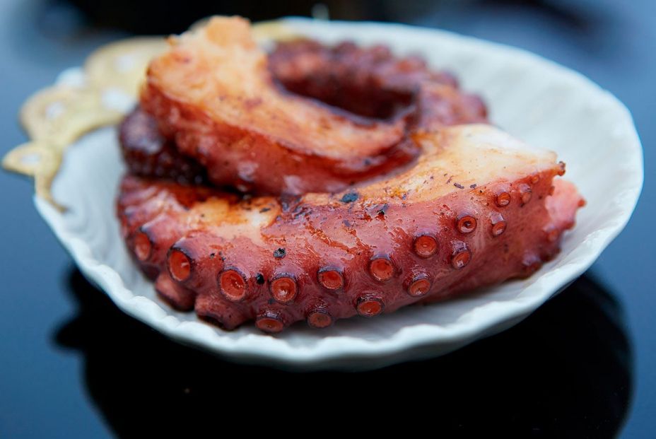 Cómo hacer pulpo al horno, la delicia murciana que no le tiene envidia a la gallega. Bigstock