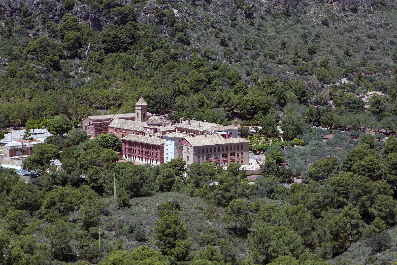 Totana, una joya de la Sierra Espuña con deliciosa gastronomía. Foto: bigstock