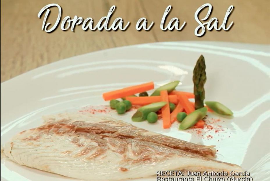 Dorada a la sal, la receta de pescado más delicada y sabrosa, con tan solo tres ingredientes. Foto: Murcia turística