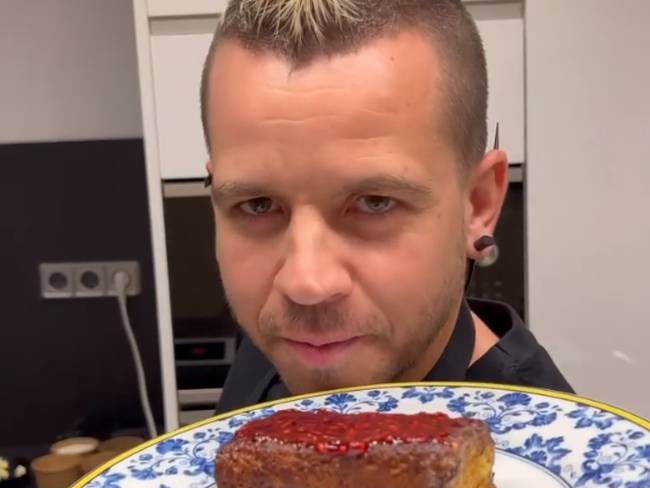 Dabiz Muñoz elabora una torrija espectacular: "Lo siento, pero os voy a joder la dieta a todos" Foto Instagram