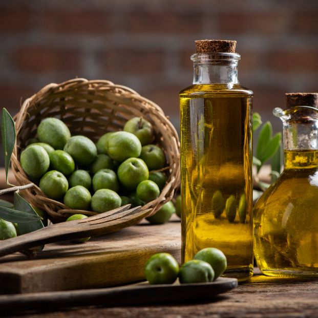 El mejor aceite de oliva para sustituir al de girasol, según la OCU