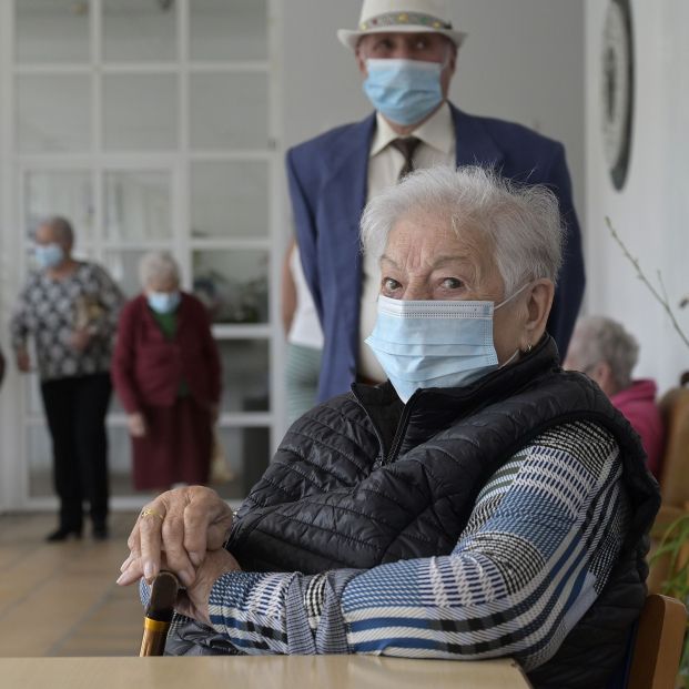 Las residencias de mayores "no acaban de superar" la sexta ola del Covid, según FOAM. Foto: Europa Press Las residencias de mayores "no acaban de superar" la sexta ola del Covid, según FOAM. Foto: Europa Press