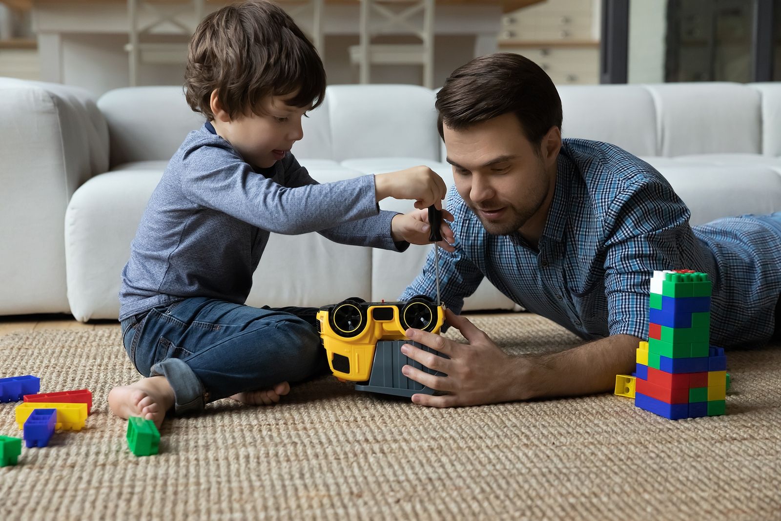 Día del Padre: ¿se puede renunciar o reclamar la paternidad?