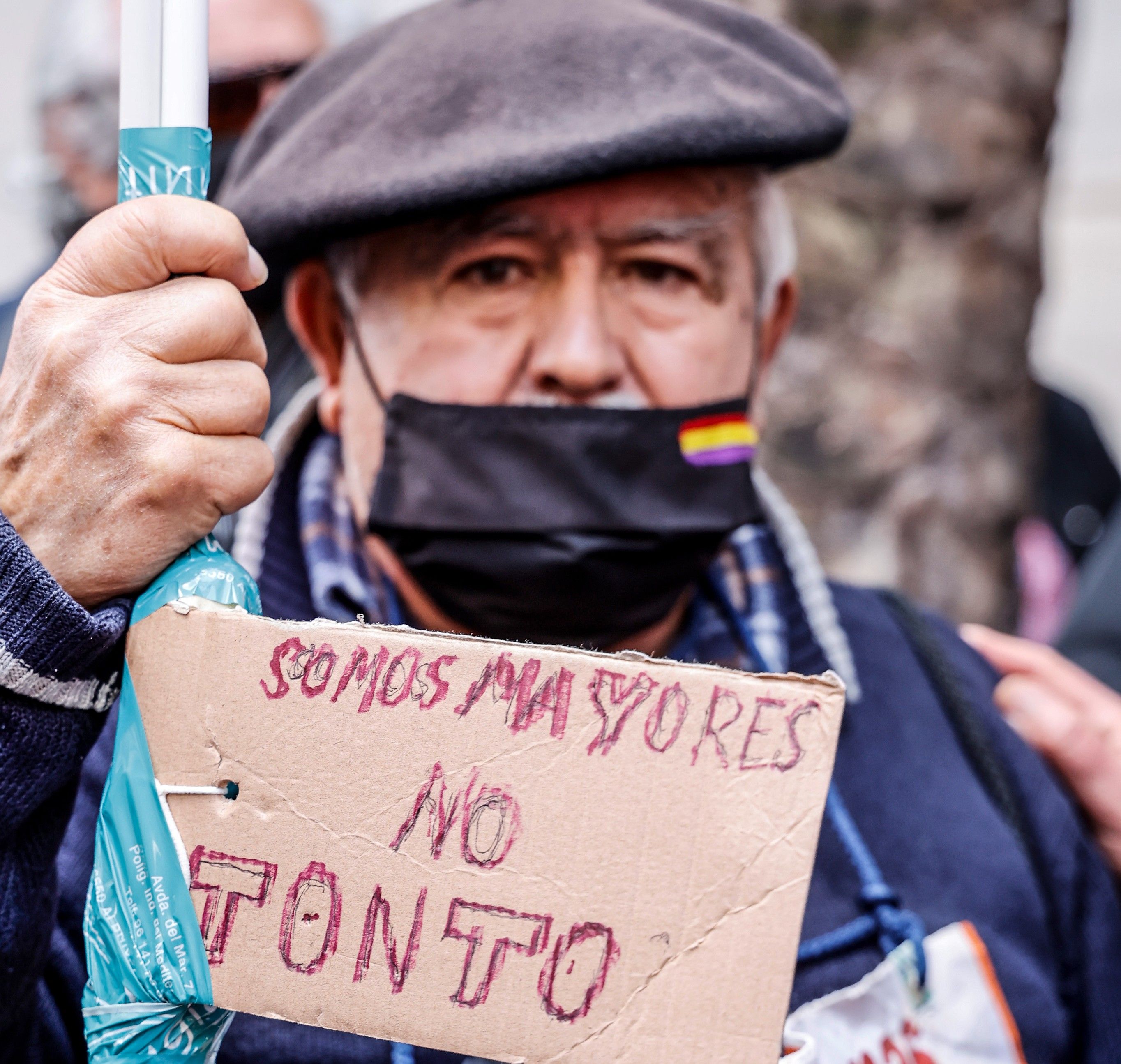 El Defensor del Pueblo pide no dejar de lado a los mayores en la transición digital