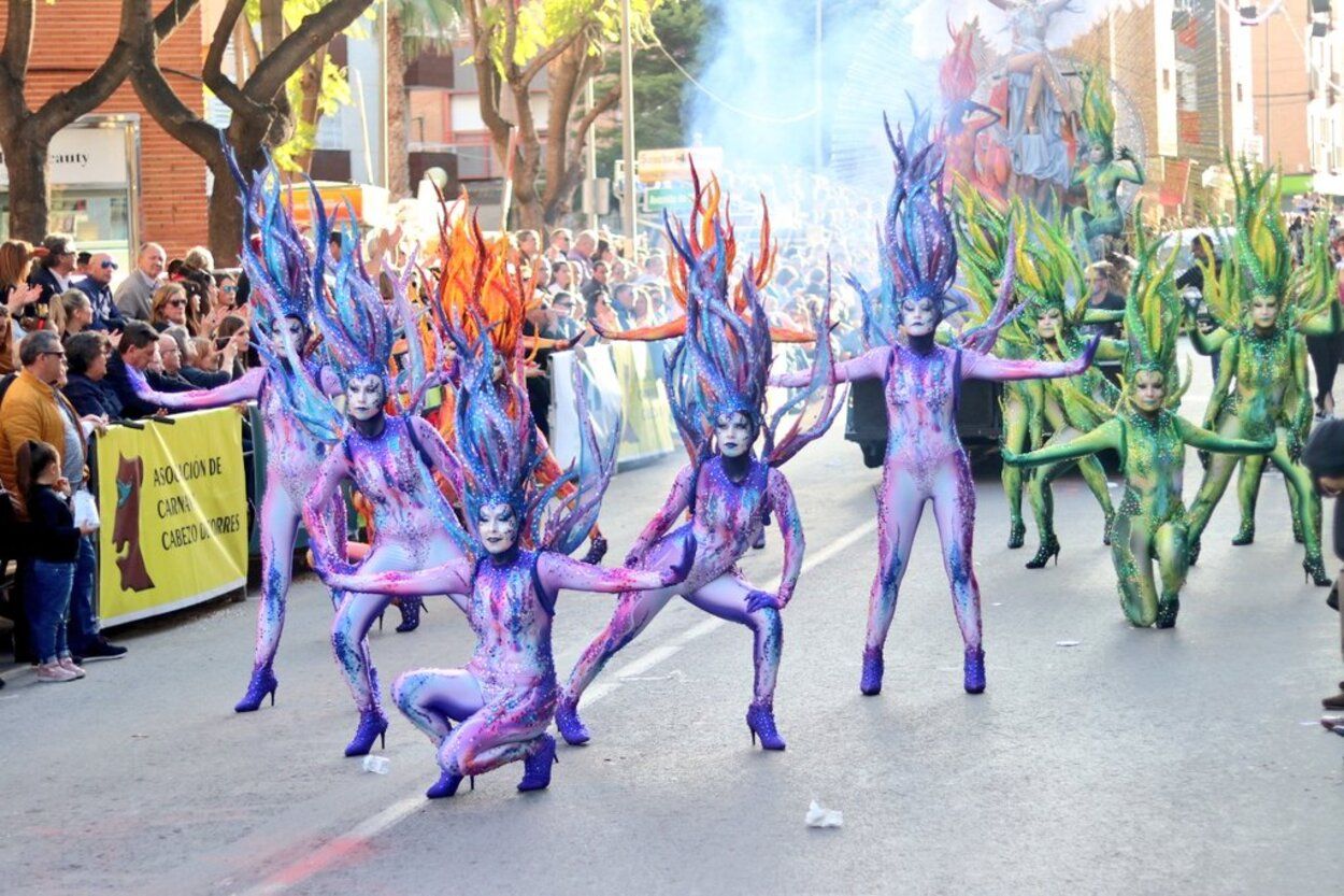 De carnaval en Cabezo de Torres y de restaurantes por Murcia