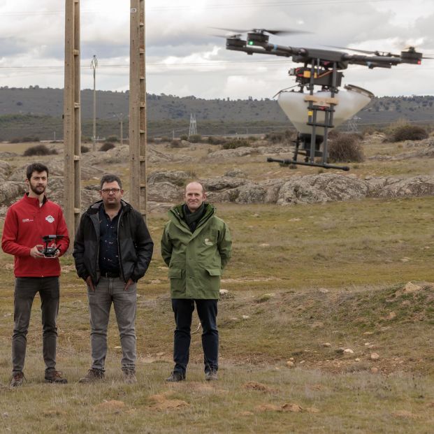 2022 03 21.  Iberdrola presenta en Zamora al dron reforestador