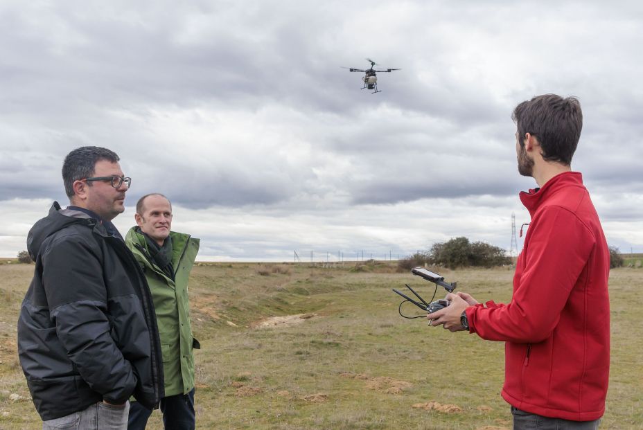 2022 03 21.  Iberdrola presenta en Zamora al dron reforestador I
