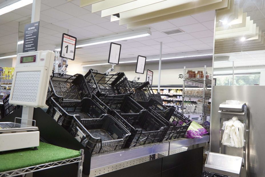 EuropaPress 4323534 supermercados sufren desabastecimiento productos primera necesidad protesta