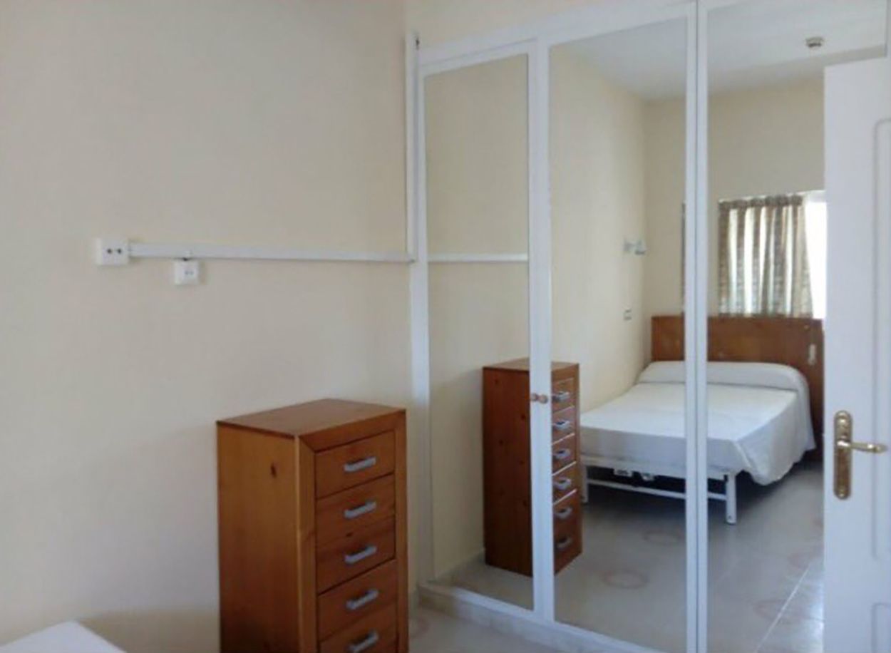 Ponen a la venta un piso que resulta ser una habitación de una residencia de mayores Ponen a la venta un piso que resulta ser una habitación de una residencia de mayores