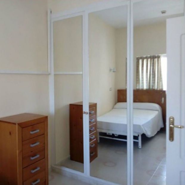 Ponen a la venta un piso que resulta ser una habitación de una residencia de mayores Ponen a la venta un piso que resulta ser una habitación de una residencia de mayores