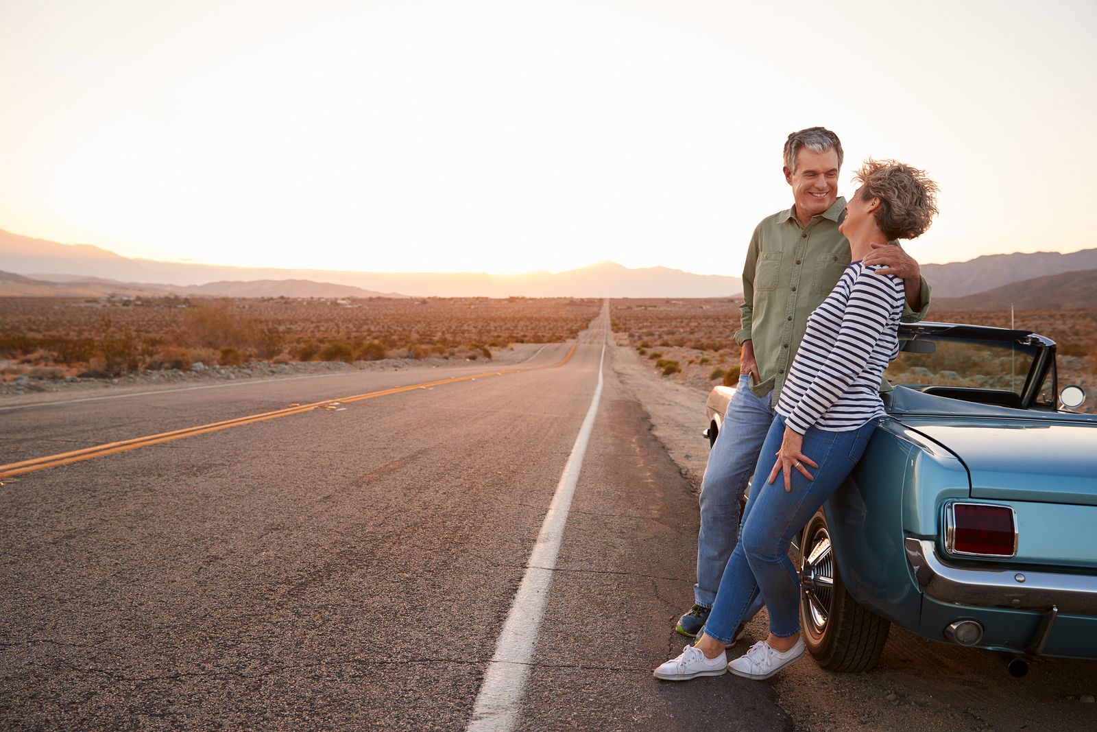 Qué pueden hacer las parejas mayores para romper la rutina