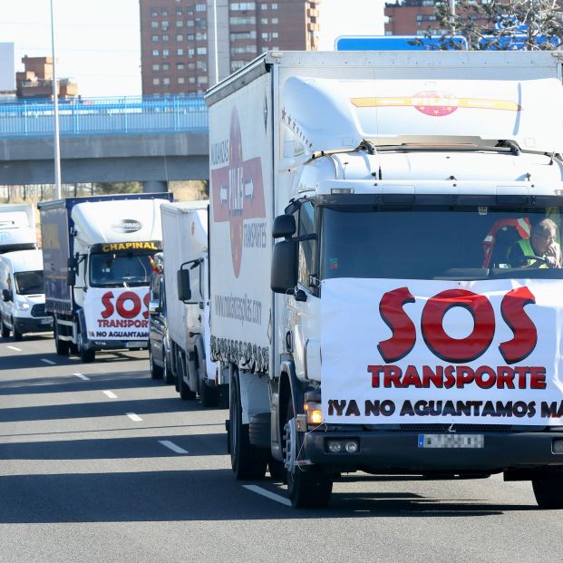Los transportistas convocantes del paro mantienen su protesta pese al acuerdo: "Son migajas"