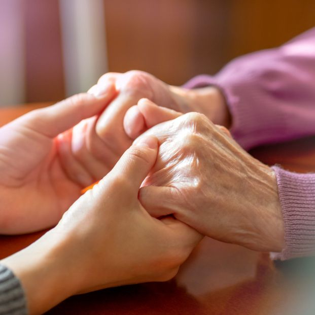 Convivencia intergeneracional: la propuesta para paliar la soledad de los mayores de Lugo. Foto: Bigstock