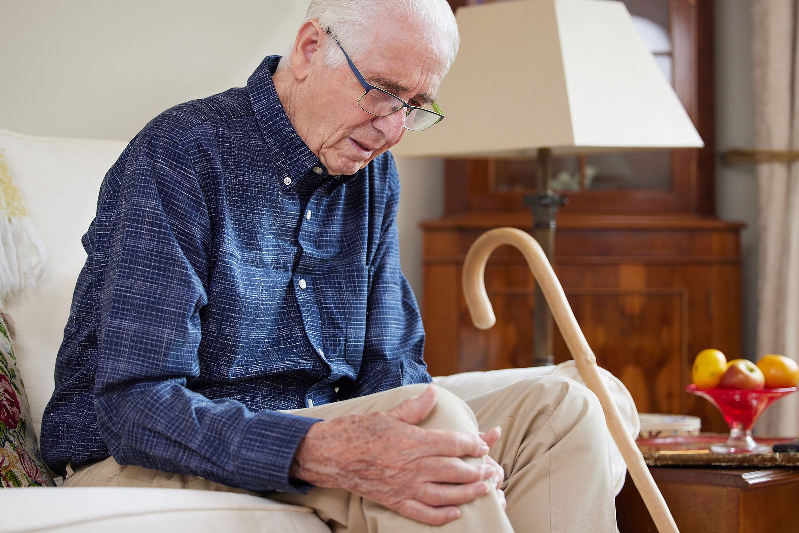 Recomendaciones para mayores que se van a operar de prótesis de rodilla